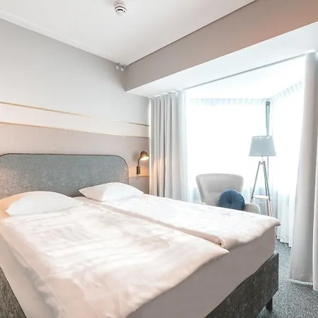 Rija Fonnental Design 4*