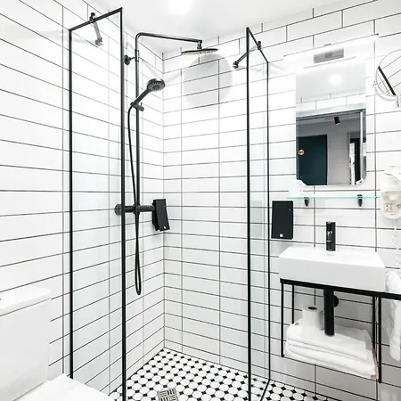 Rija Fonnental Design Hotel 4*