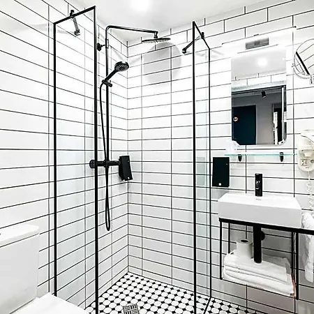 Hotel Rija Fonnental Design