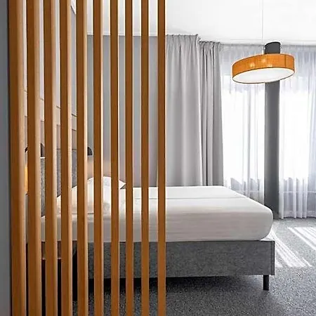 Hotel Rija Fonnental Design 4*